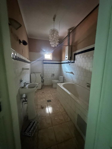 Vendo Casa Con Amplio Terreno, 200mts Plaza Armas - Chillán