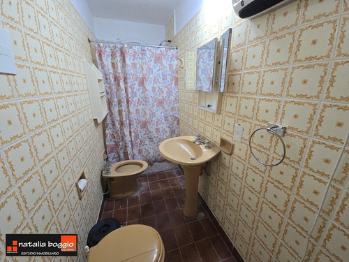 Mar Del Sur Chalet Dividido Con Gran Parque A 100 Mts Del Mar Usd 75.000 V 6366