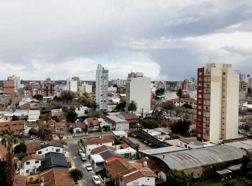 Departamento 3 Ambientes Seguridad 24 Horas.