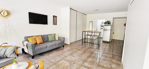 Monoambiente En Martinez Con Jardin!