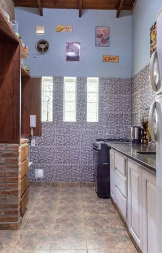 Imagen 11 de 18 de Casa Venta 3 Dormitorios 2 Baños -terreno 10x35.5 Mts- City Bell