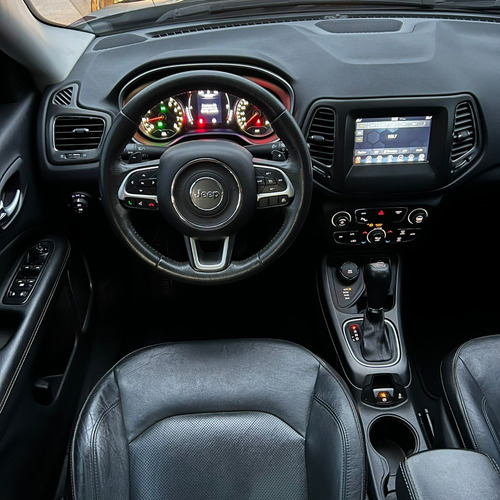 Imagen 8 de 15 de Jeep Compass 2.4 Longitude