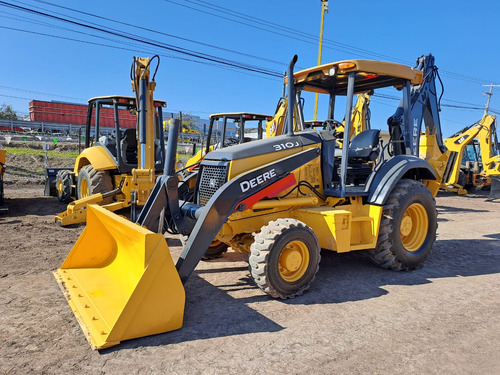 Retroexcavadora John Deere 310j 2008