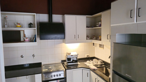 Departamento Piso Recoleta 3 Ambientes Con Dependencia