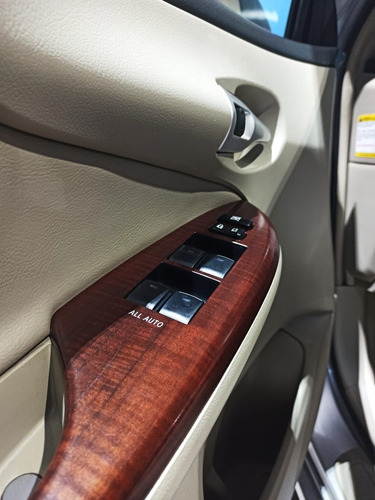 Corolla Altis 2.0 Flex Aut. Blindado