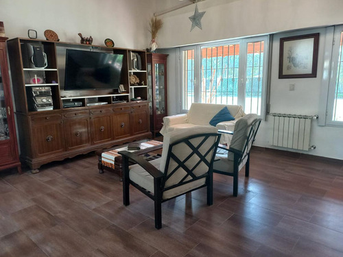 Excelente Casa Quinta A La Venta En Mercedes -apta Credito