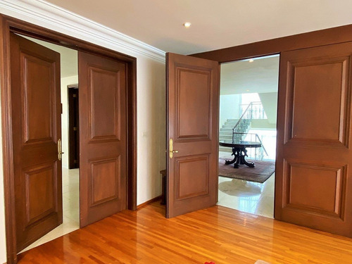 Residencia En Venta En Bosques De Las Lomas