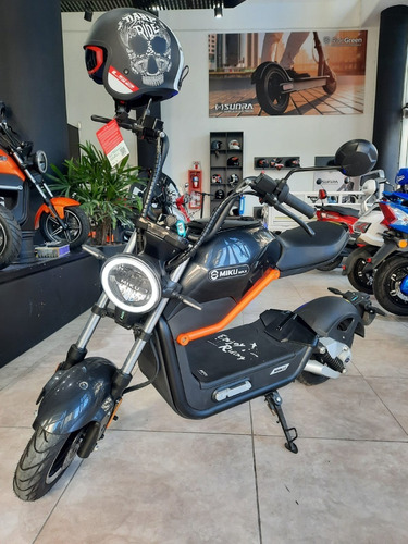 Imagen 1 de 21 de Moto Scooter Eléctrico Miku Max Negra Litio 800w - Ridegreen