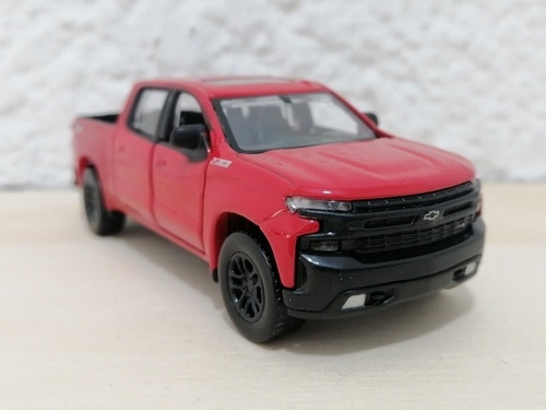 Chevrolet Silverado Z71, Escala 1/52, Maisto, 11cms Largo. 