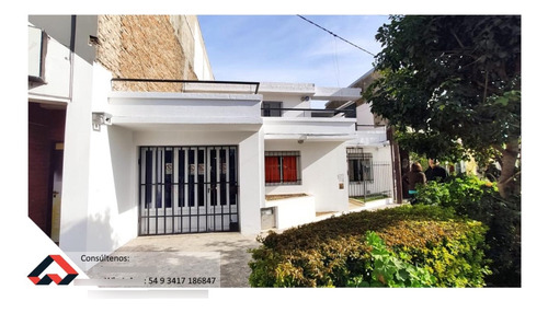Casa | Sobre Avenida | 5 Dormitorios | Cocheras | Capitán Bermúdez | Barrio Villa Margarita