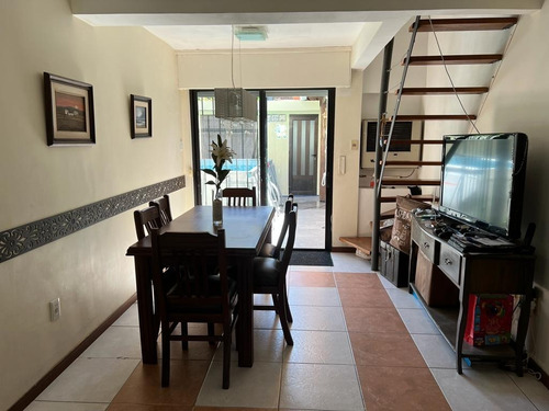 Imagen 7 de 16 de Venta Casa Punta Gorda. Jardín , Fondo, Garaje, Calefacción. Excelente Estado