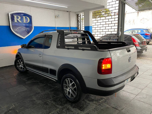 Imagem 6 de 15 de Volkswagen Saveiro 1.6 Cross Ce Manual 2014 Prata