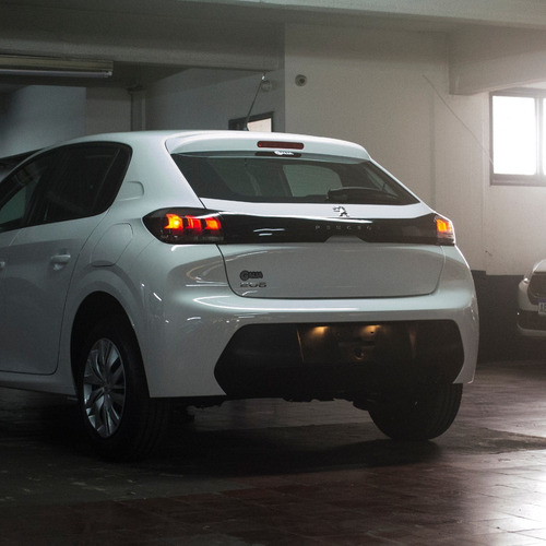 Nuevo Peugeot 208 Like Pack 1.6l Mt | Nafta | 0km 2021