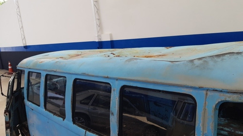Volkswagen Vw Kombi Corujinha