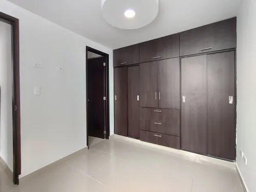 Apartamento En Arriendo En Prados Del Este. Cod A24416