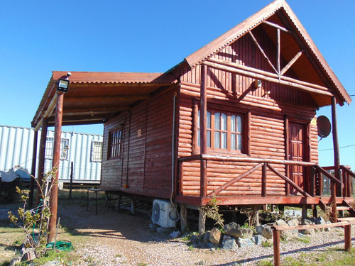 Alquilo Hermosa Cabaña Madera, San Luis, 300 M. De La Playa