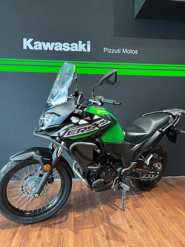 Imagen 2 de 11 de Kawasaki Versys-x 300 2023