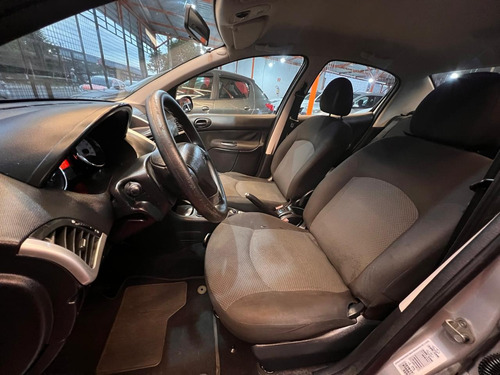 Peugeot 207 Passion 1.4 Xr Flex 4p