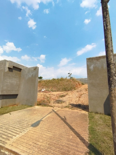 Exclusiva Parcela En Venta Urbanización Guataparo Country Club. Luz Coelho