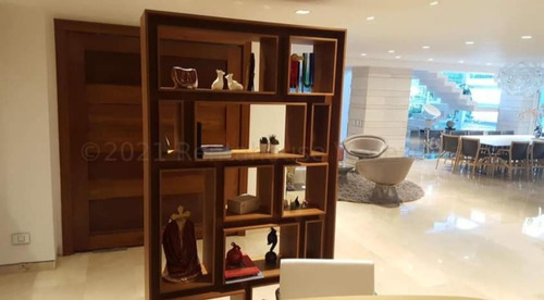 Imagen 20 de 20 de Se Vende Estupendo Apto De Lujo Con 600 M² Amoblado..inf. Ma.fda. Varela 0424-1045413