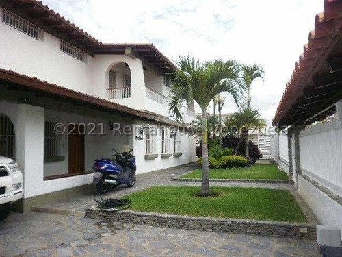 Casa En Venta 23-22943 En Cumbres De Curumo