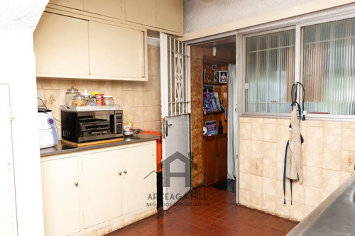 Vendo: Gran Propiedad En Colón, Sobre Avenida Lezica