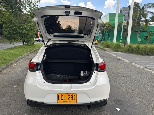 Mazda 2 1.10 Touring Aut