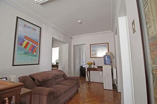 Casa En Arriendo De 6 Dorm. En Las Condes / Estadio Español