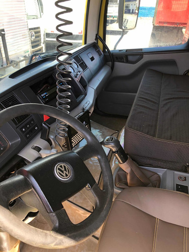 Volkswagen 25370