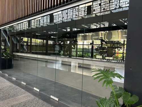 Local Comercial En Renta, Américas, 281 M2