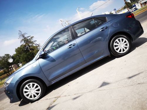 Imagen 1 de 15 de 2019 Kia Rio L