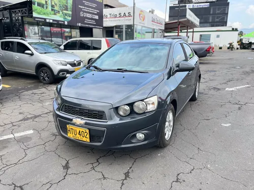 Chevrolet Sonic 1.6 Lt 4 p