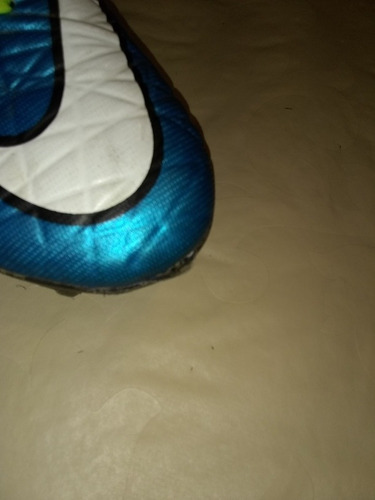 Botines Nike Hypervenom T38