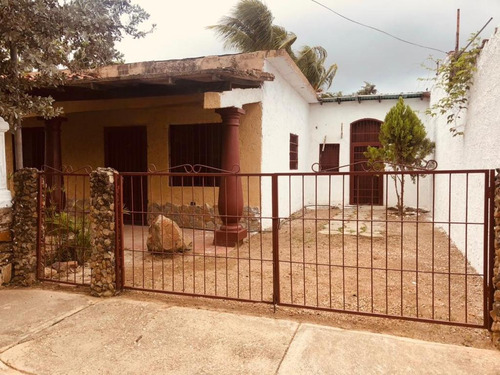 Casa Obra Gris, Agua De Vaca, Isla De Margarita