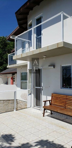 Imagem 13 de 16 de Casa Alto Padrão Para Venda Em Ferraz Garopaba-sc - Kv426