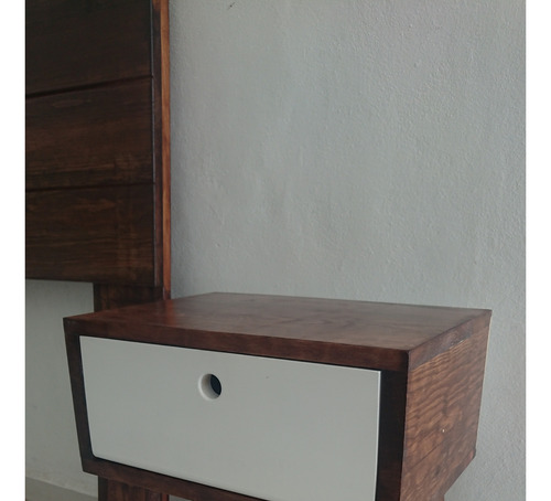 Cama Canguro C/ Cabecera , Queen / Matrimonial C Buro