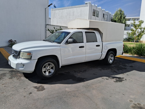 Dodge Dakota Slt Quad Cab 4x2 At