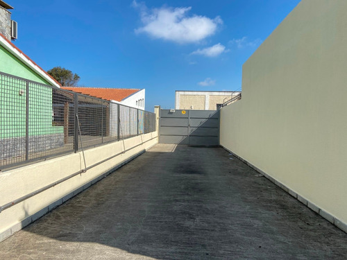 Alquiler Local Malvin Impecable 1000m2 Terreno
