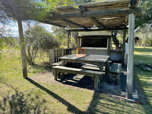 Campo De 95 Has. Ubicado A Tan Solo 15 De La Playa De José Ignacio Y A 40 De Punta Del Este