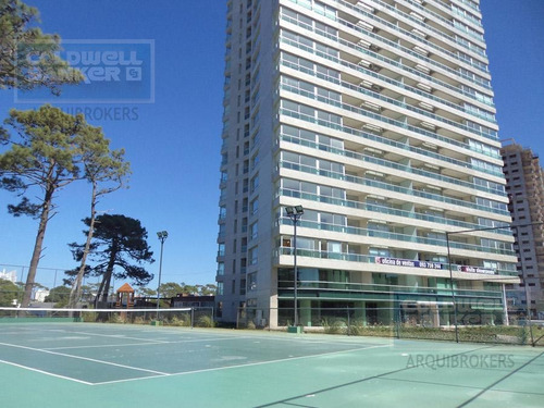 Apartamento De 1 Dormitorio En Venta En Punta Del Este