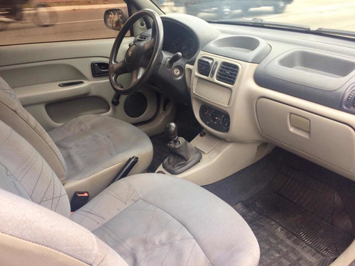 Renault Clio 2004 1.0 8v Authentique 3p
