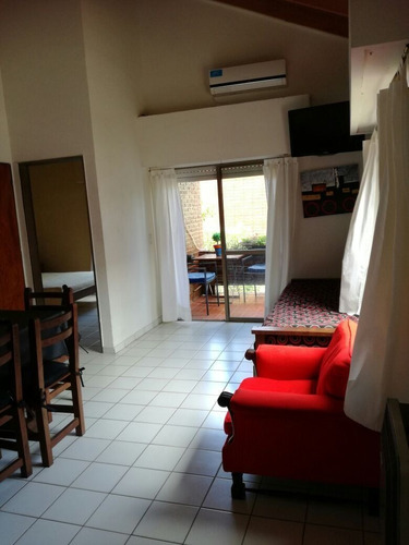 Imagen 7 de 14 de Jonas 580