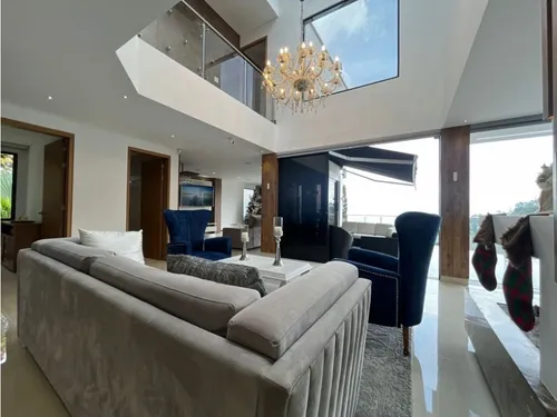 Casa Para La Venta En Medellín Las Palmas Parte Baja