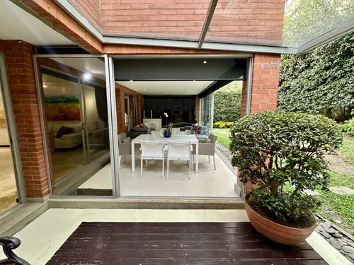 Casa En Venta En Benedictinos. Cod V776004
