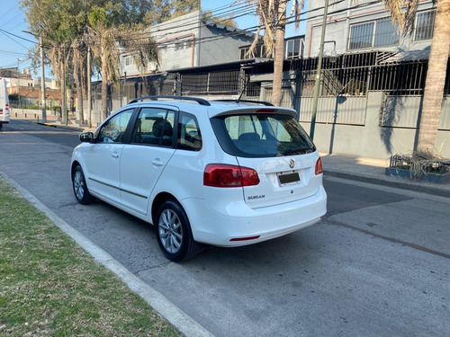 Volkswagen Suran 1.6 Highline 101cv
