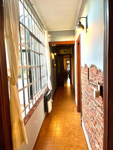 Hermosa Propiedad Al Estilo Colonial Con Excelente Ubicación