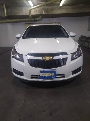 Imagen 2 de 9 de Chevrolet Cruze