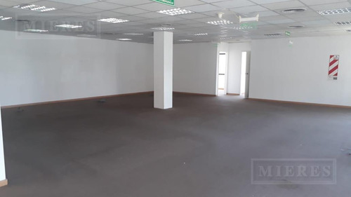 Imagen 15 de 17 de Oficina En Venta Con Renta A Metros De Acceso Norte - San Isidro