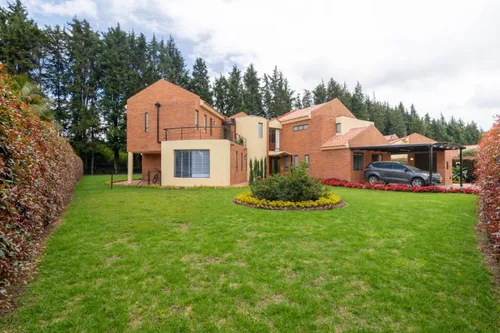 Casa En Venta En Guaymaral. Cod V6724