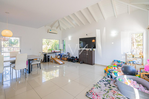Venta Casa En Barrio San Francisco , Villanueva